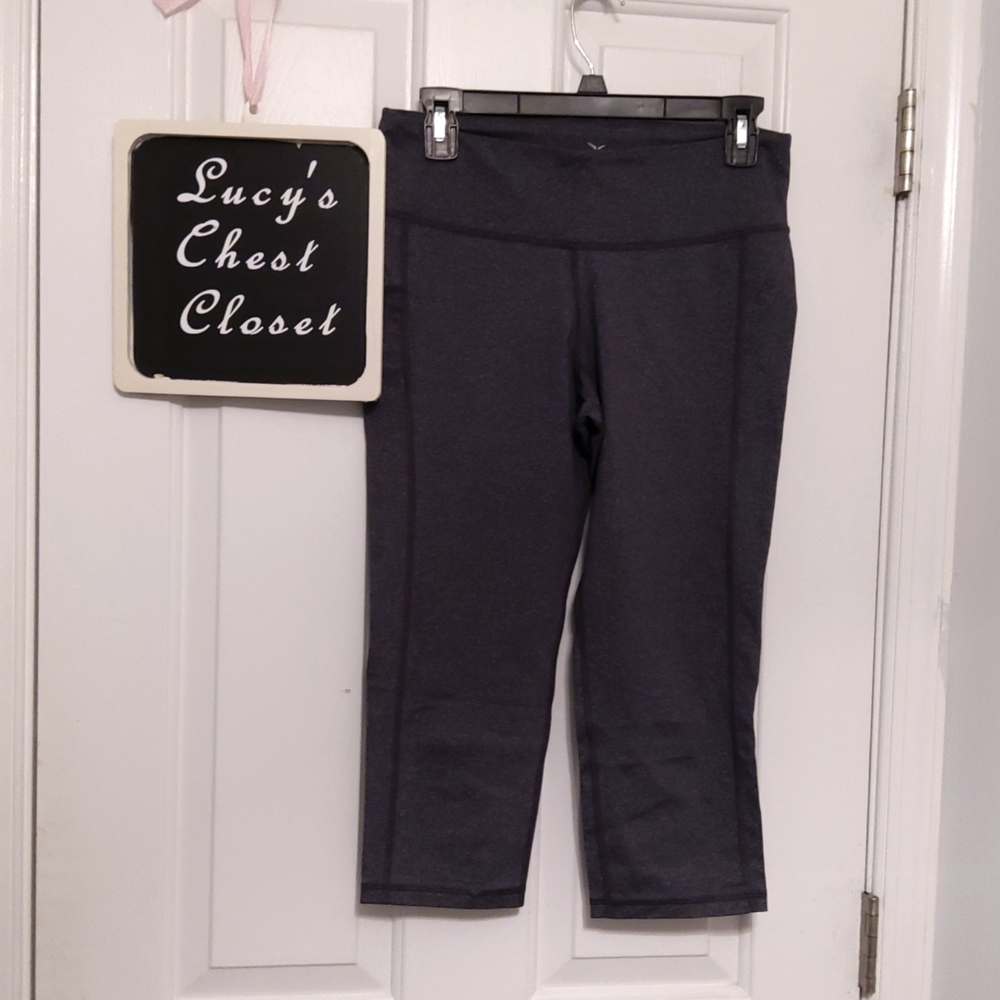 ACTIVE BY OLD NAVY CAPRI LEGGINGS M